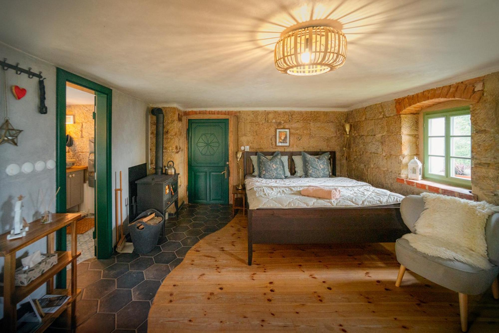 Enjoy Cozy Romance Hills Forest Gardens Views Sauna Whirlpool Bath Jablonné v Podještědí Exteriör bild